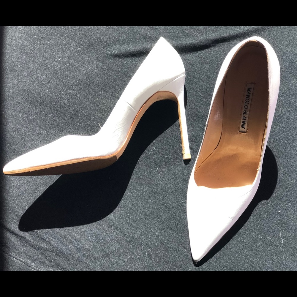 Manolo Blahnik pumps